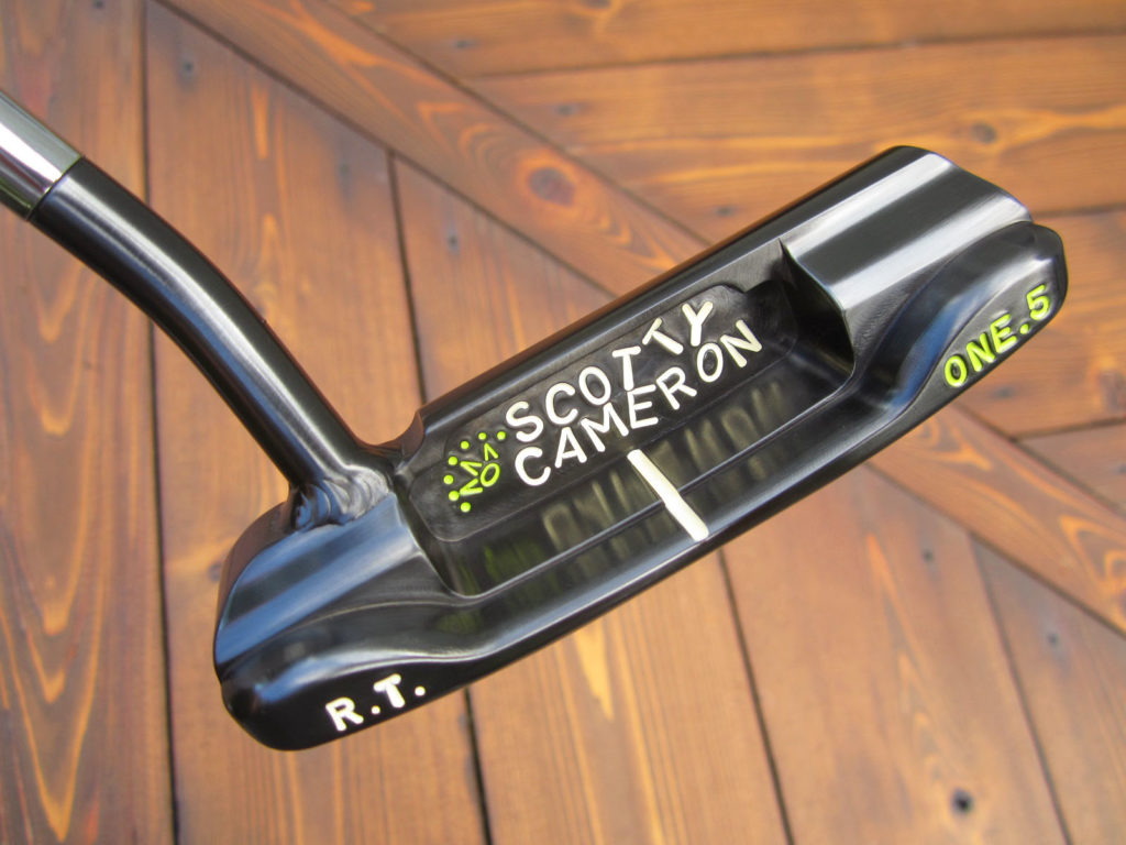 Putter Scotty Cameron Circle T Masterful - Noir Brossé Carbone Tour 34 Pouces