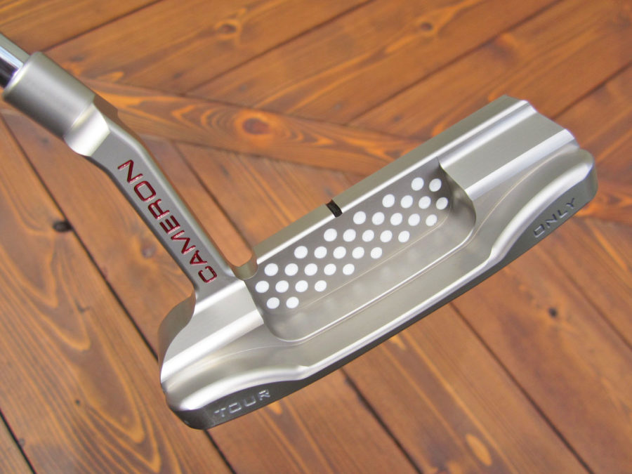 scotty cameron tour only newport t22 sss silver terylium circle t 360g brooks koepka with jordan spieth top line