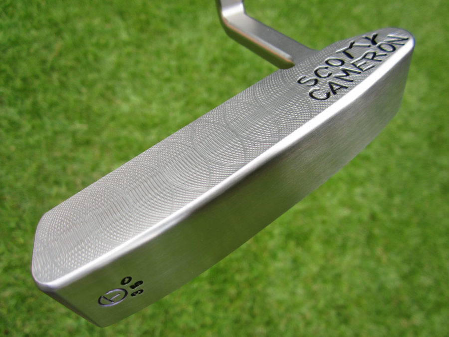 scotty cameron tour only sss timeless t2 newport 2 circle t 350g with tour rats and jester skulls putter golf club