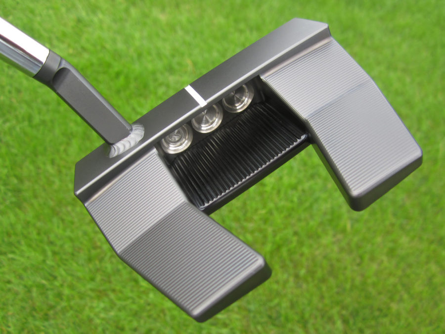 scotty cameron tour only black phantom x t5.5 circle t with welded flojet neck 360g putter golf club