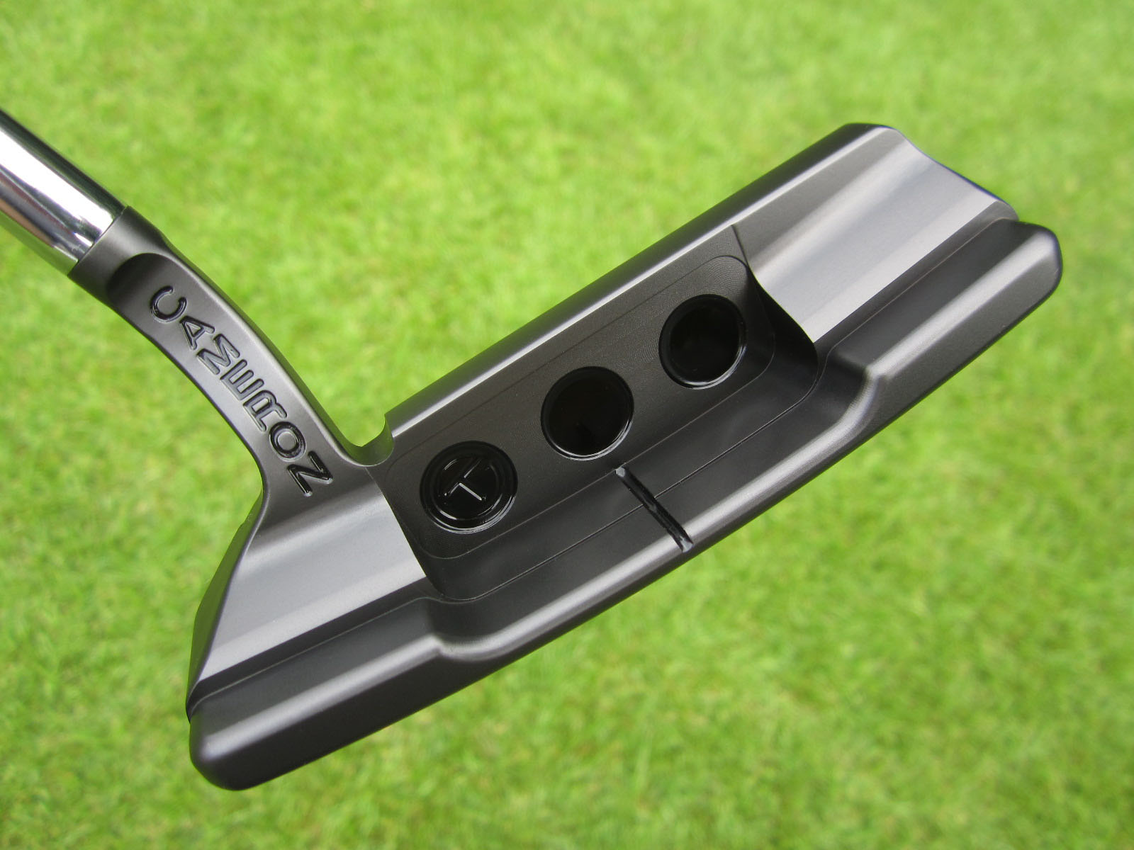 Scotty Cameron Tour Only Black SSS Newport  Studio Select Circle T 340G  - Tour Putter Gallery