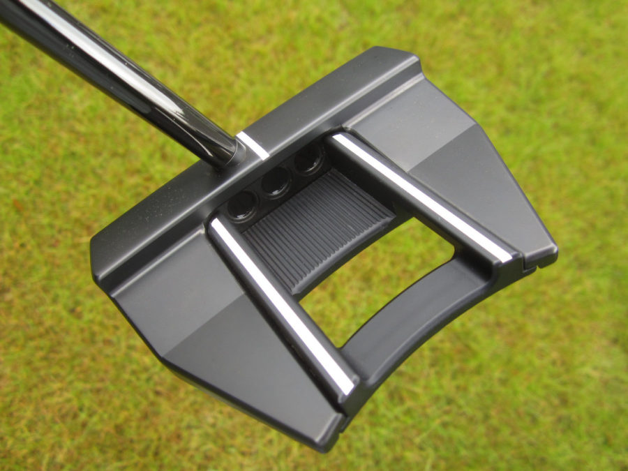 scotty cameron tour only black futura t5s centershaft circle t putter with black shaft golf club