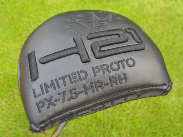 scotty cameron limited edition holiday 2021 h21 black phantom x 7.5 putter with black shaft
