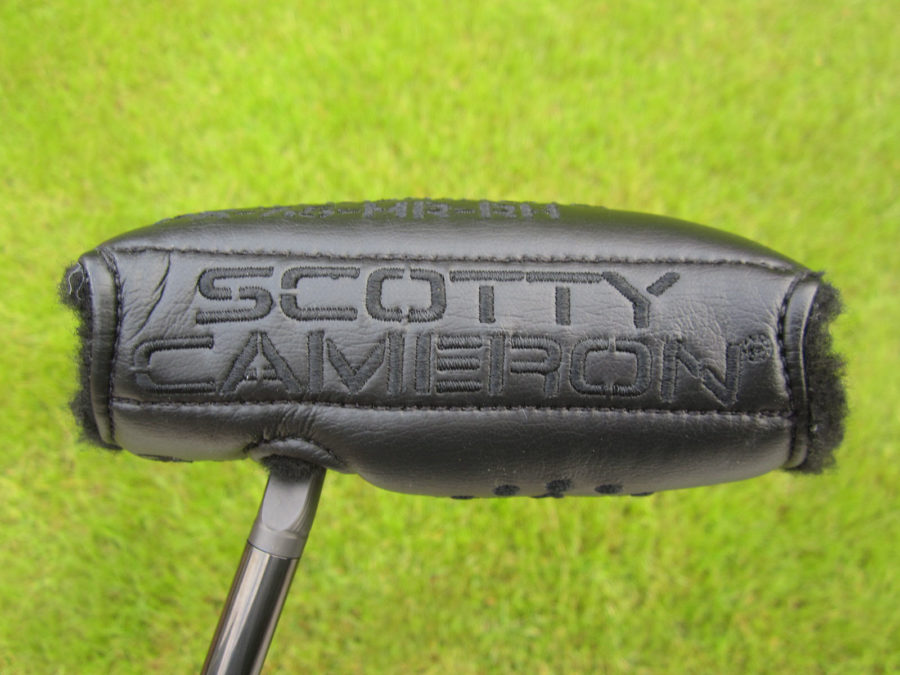 scotty cameron limited edition holiday 2021 h21 black phantom x 7.5 putter with black shaft