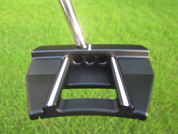 scotty cameron tour only black futura t5s centershaft circle t putter with tour rat industrial circle t headcover