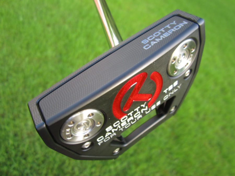 scotty cameron tour only black futura t5s centershaft circle t putter with tour rat industrial circle t headcover