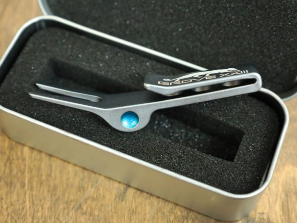 scotty cameron 2022 michael jordan grove xxiii limited release silver and blue pivot divot golf tool