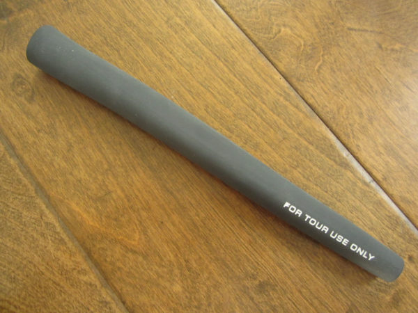 scotty cameron for tour use only grey and white pistolini plus circle t putter grip