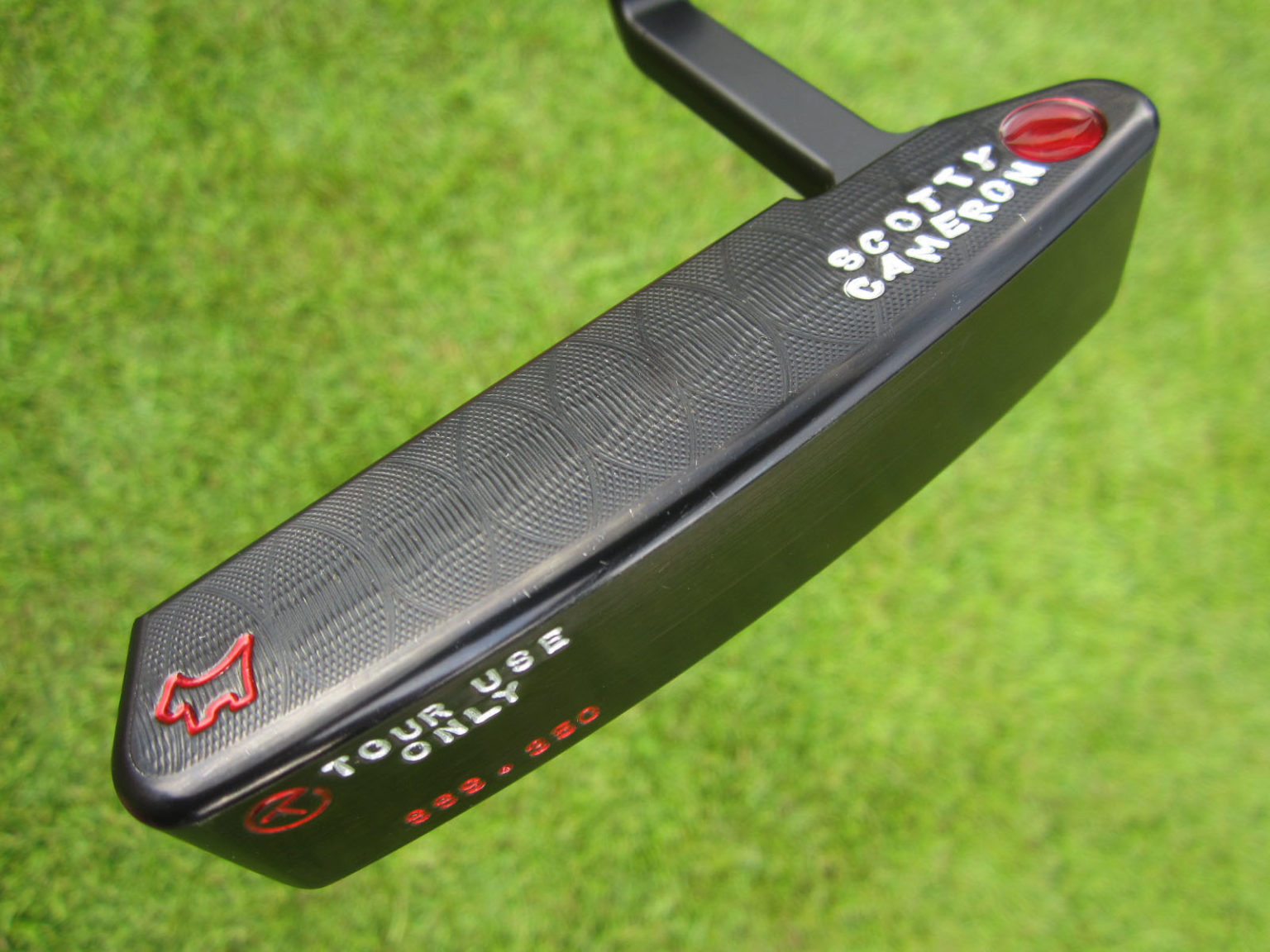Étiquette De Sac De Golf Scotty Cameron Titleist Tour Jester - Métal Noir/rouge - Neuf