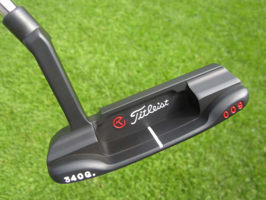 scotty cameron tour only carbon 3x black 009 circle t 340g with handstamped script titleist putter golf club