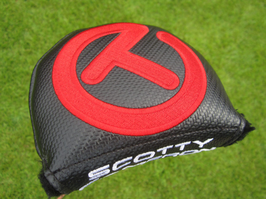 scotty cameron tour only futura x5 or x5r black and red industrial circle t mid round headcover