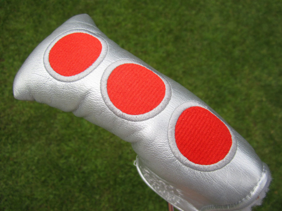scotty cameron silver studio select with red cherry bombs blade putter headcover