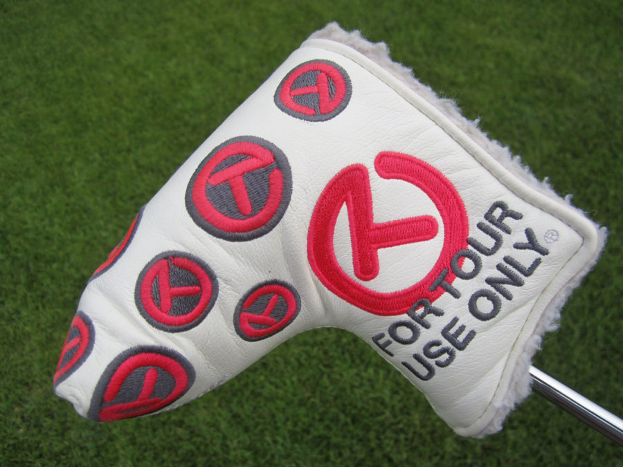 scotty cameron tour only white and pink dancing circle t patches mid mallet putter headcover
