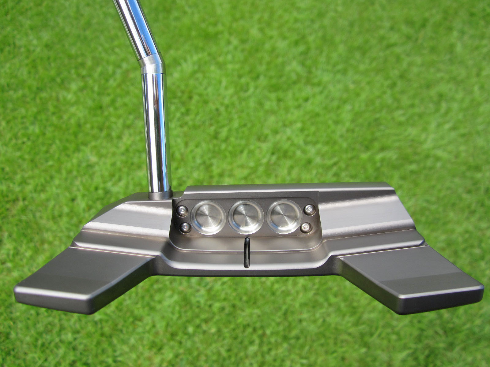 Scotty Cameron Concept X CX-02 Newport 2 Mid Slant Limited Release