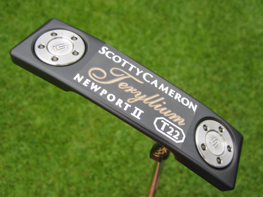 scotty cameron limited release t22 newport 2 terylium putter golf club with grip in plastic