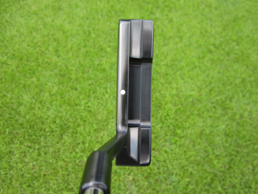 scotty cameron tour only carbon brushed black newport 2 mid slant circle t handstamped putter golf club with sight dot and milled pocket