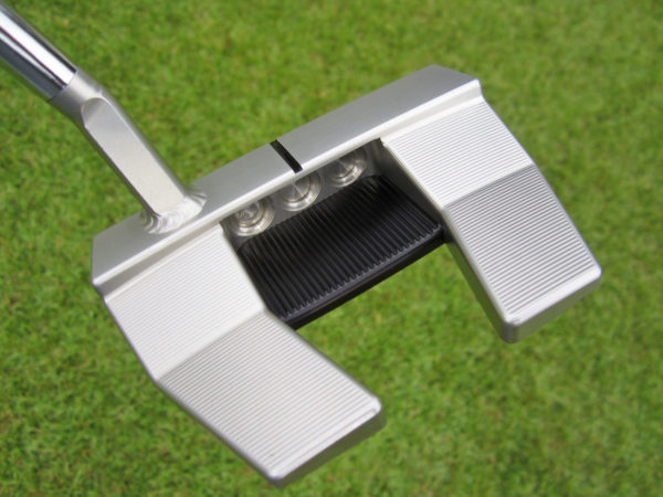 scotty cameron tour only sss phantom x t5.5 circle t putter with welded flojet neck golf club