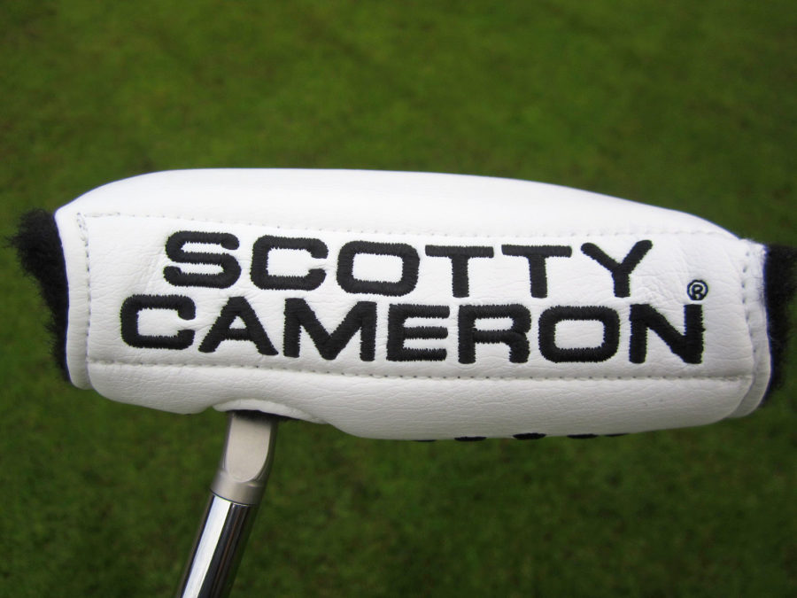 scotty cameron 2022 limited release michael jordan grove xxiii 23 white and black mid round putter headcover golf club