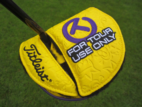 scotty cameron tour only tour jester yellow and purple industrial circle t mid round putter headcover