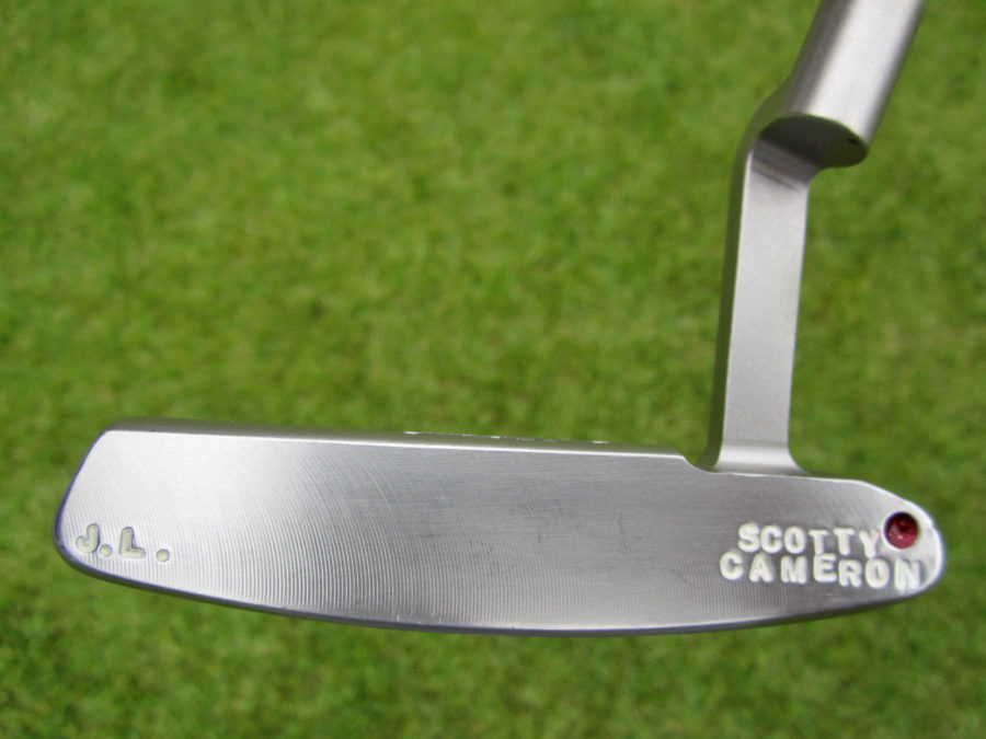 scotty cameron tour only sss made for justin leonard newport handstamped putter with vertical line and triple sight lines golf club