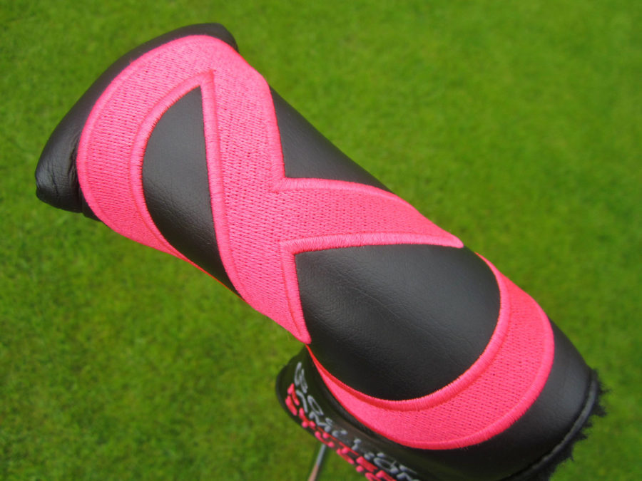 scotty cameron for tour use only black and pink industrial circle t blade putter headcover