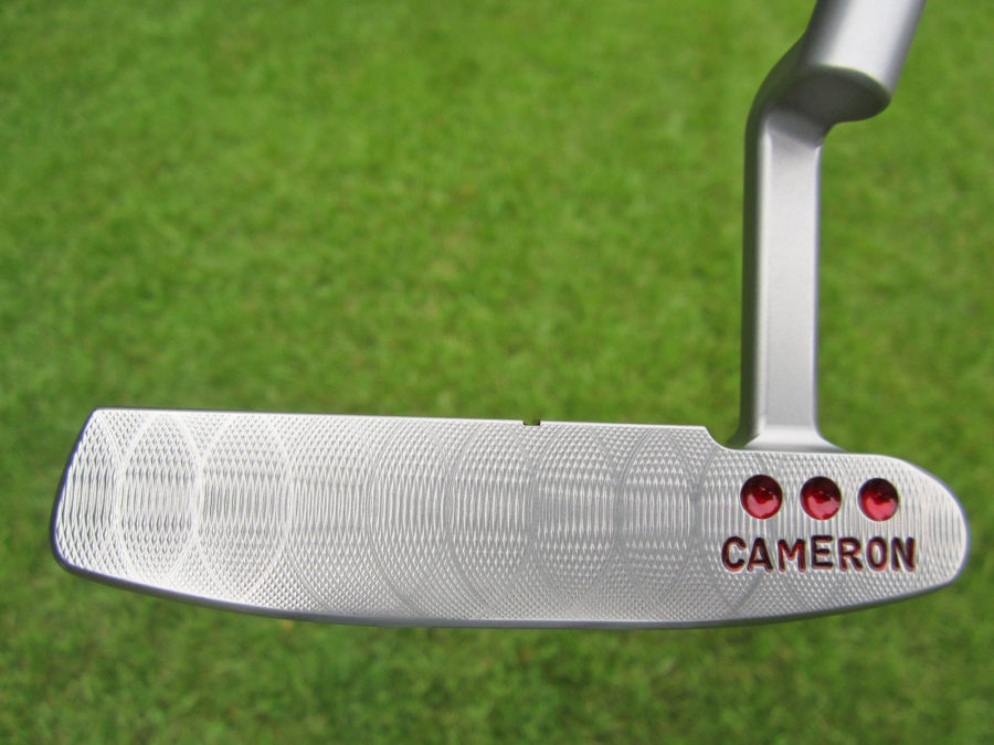 scotty cameron tour only sss masterful 009m circle t 350g putter with retro dots script titleist t and hot head harry golf club