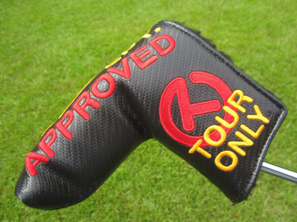 scotty cameron tour only black carbon fiber tour department approved circle t blade putter headcover