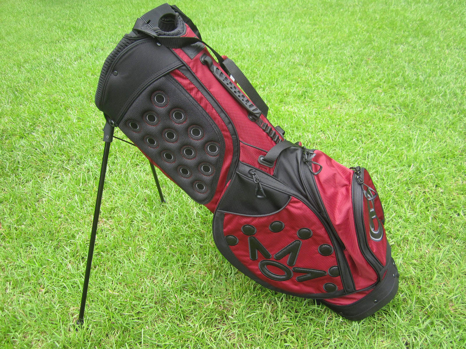 Garnet Golf Bag with Cover