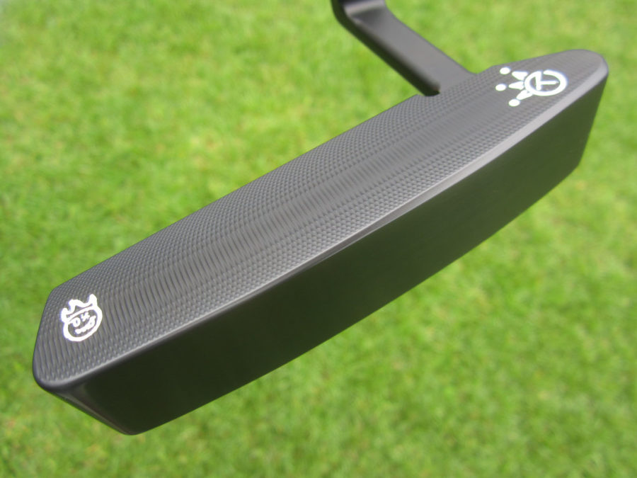 scotty cameron tour only black gss timeless tourtype circle t 340g putter golf club with hot head harry