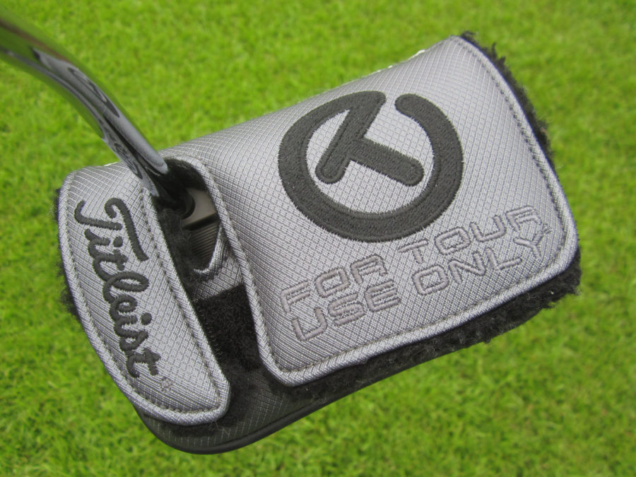 scotty cameron tour only grey and black industrial circle t rectangle mallet headcover