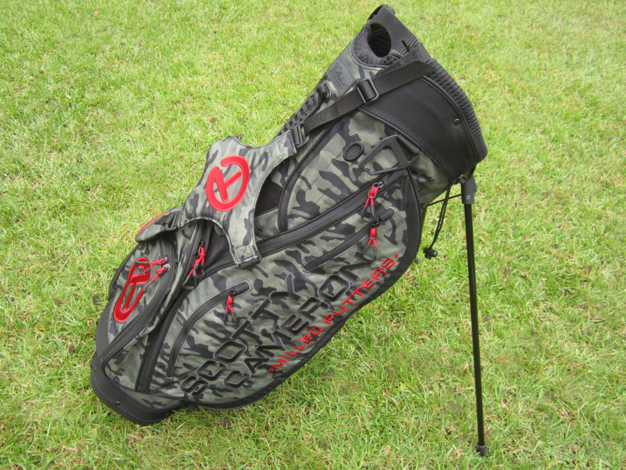 scotty cameron limited release 2023 las vegas camo and red circle t pathfinder carry stand golf bag