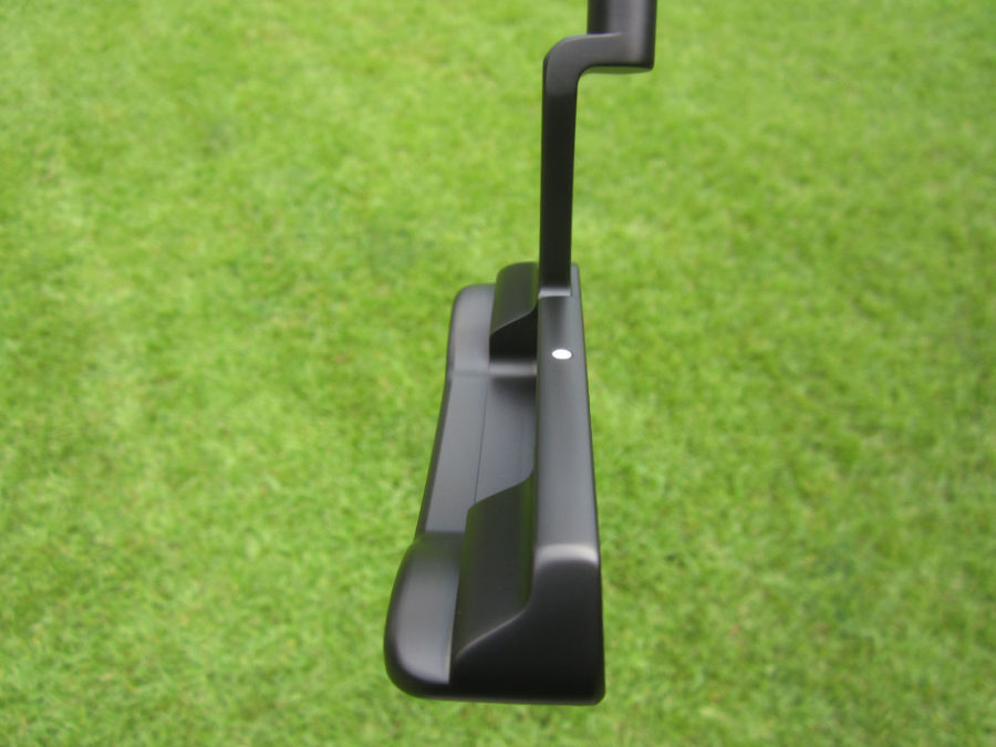 scotty cameron tour only black sss newport studio select circle t putter with sight dot golf club