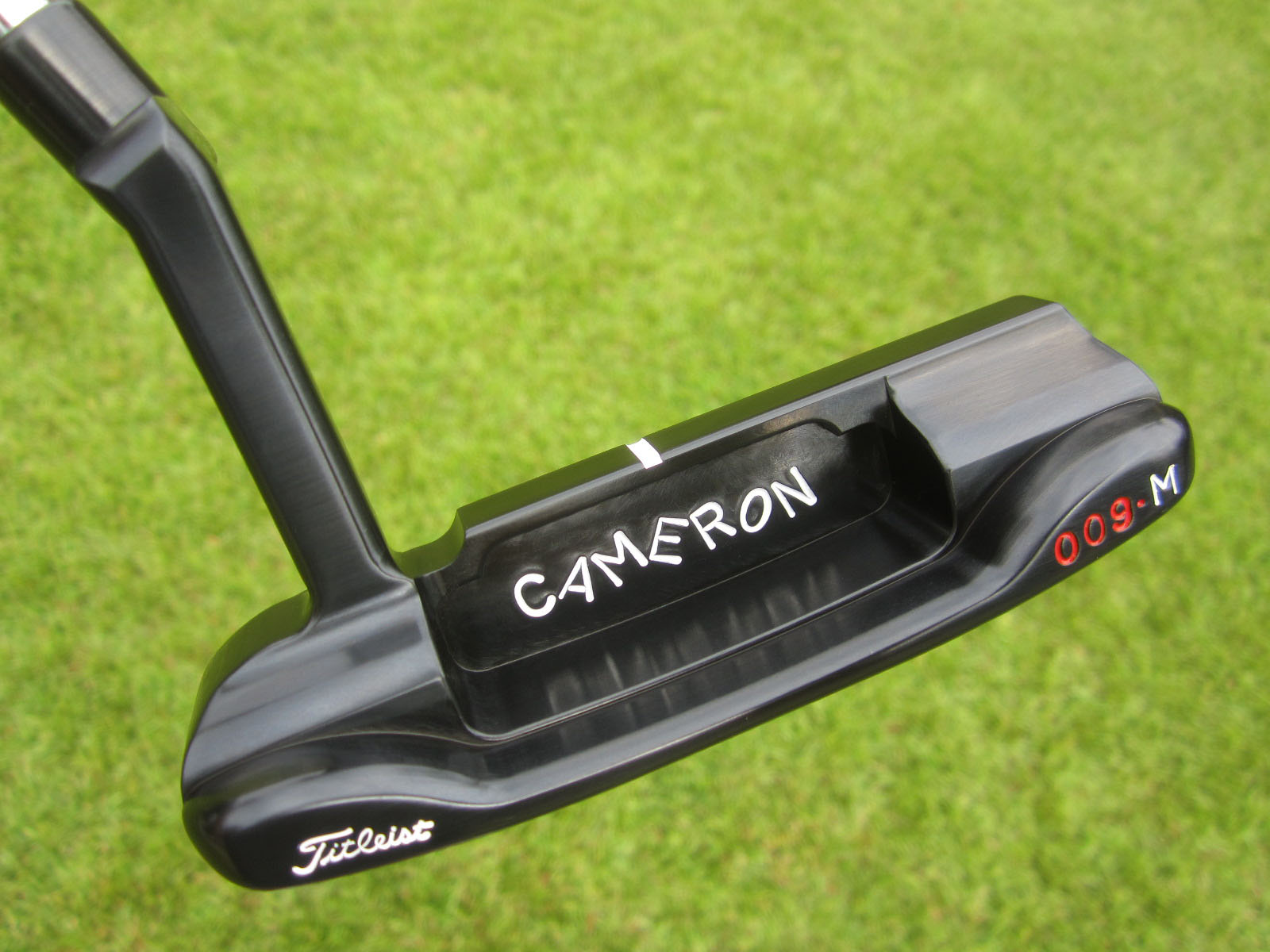 Scotty Cameron Tour Only Brushed Black Carbon Masterful 009.M Circle T 350G  w/ Jackpot Johnny