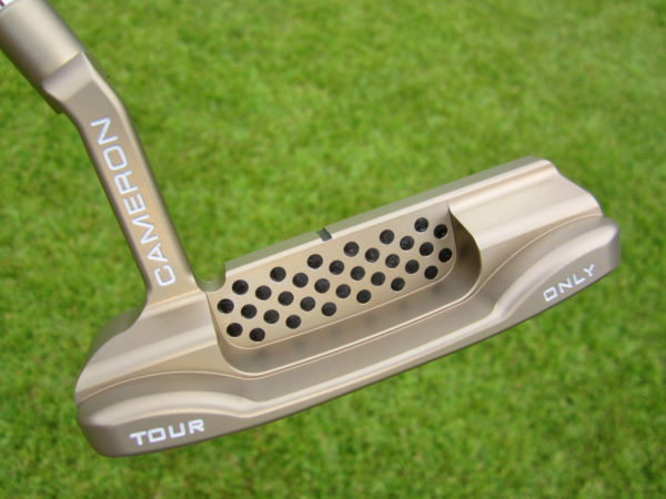 scotty cameron tour only chromatic bronze t22 newport terylium circle t putter with top line golf club