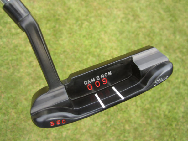 scotty cameron tour only brushed black carbon 009 beach prototype circle t putter with script titleist stamp and dual sight lines golf club