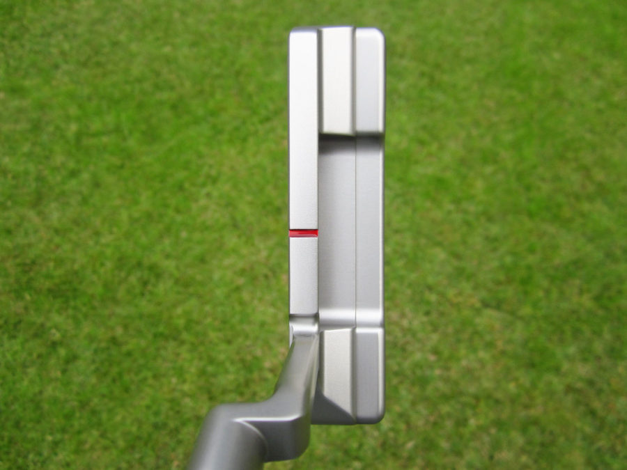 scotty cameron tour only sss timeless newport 2 circle t 340g putter with top line and scotty dog stamps golf club