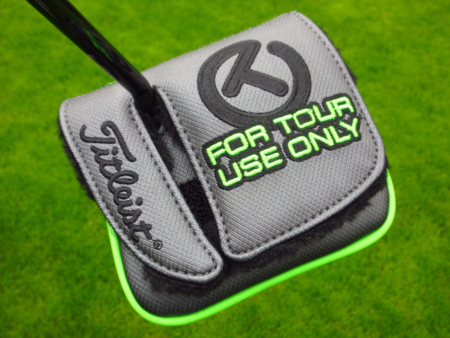 scotty cameron tour only grey and lime green industrial circle t xl mallet putter headcover
