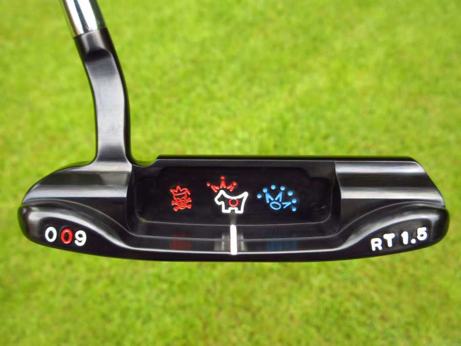 scotty cameron tour only brushed black roll top 009 1.5 circle t prototype putter with jester skull and crowned scotty dog golf club