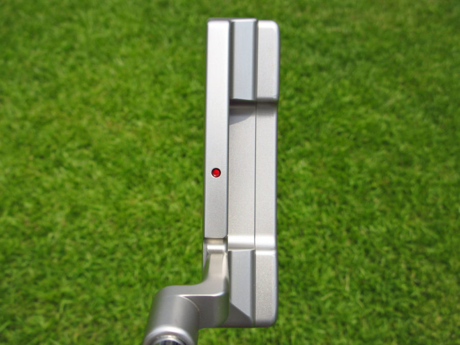 scotty cameron tour only sss timeless newport 2 circle t 350g putter with sight dot golf club