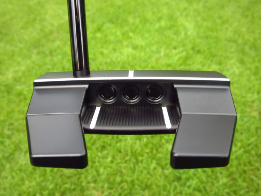 scotty cameron tour only black sss futura x5 circle t putter with black shaft and dual flange lines golf club