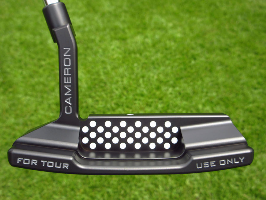 scotty cameron tour only black t22 newport 2 terylium circle t putter brooks koepka golf club