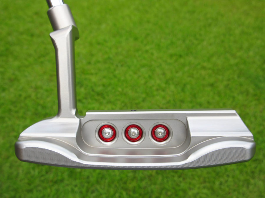 scotty cameron tour only buttonback masterful terylium circle t putter with sight dot golf club