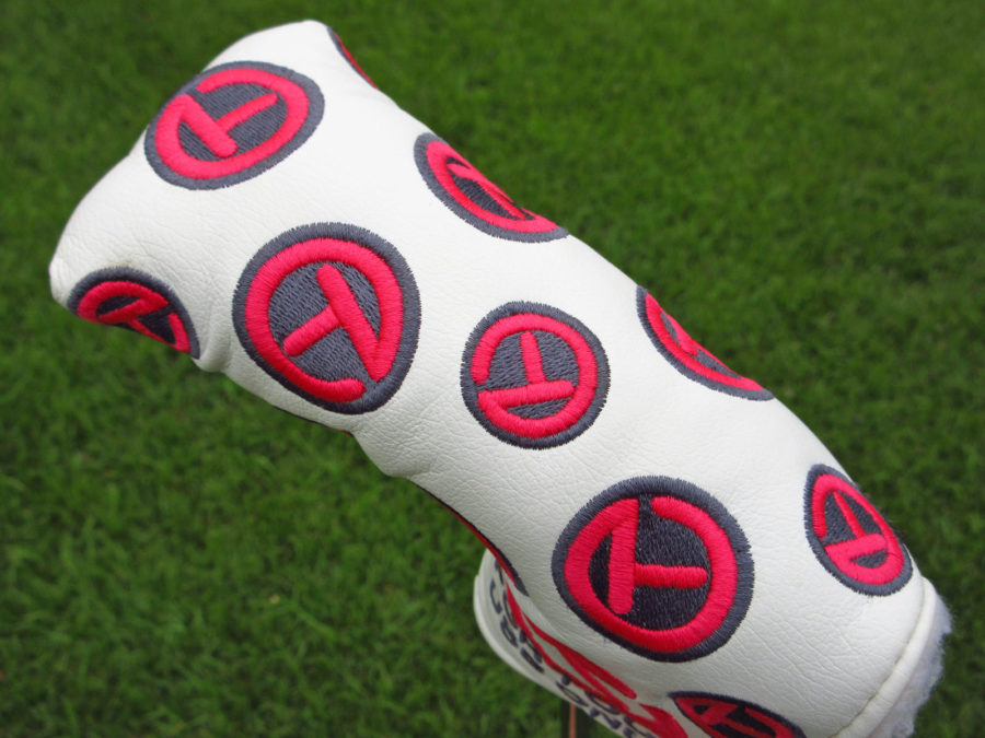 scotty cameron for tour use only white and pink dancing circle t patches blade headcover