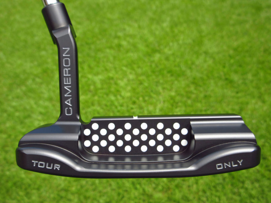 scotty cameron tour only black t22 newport teryllium circle t putter with top line golf club