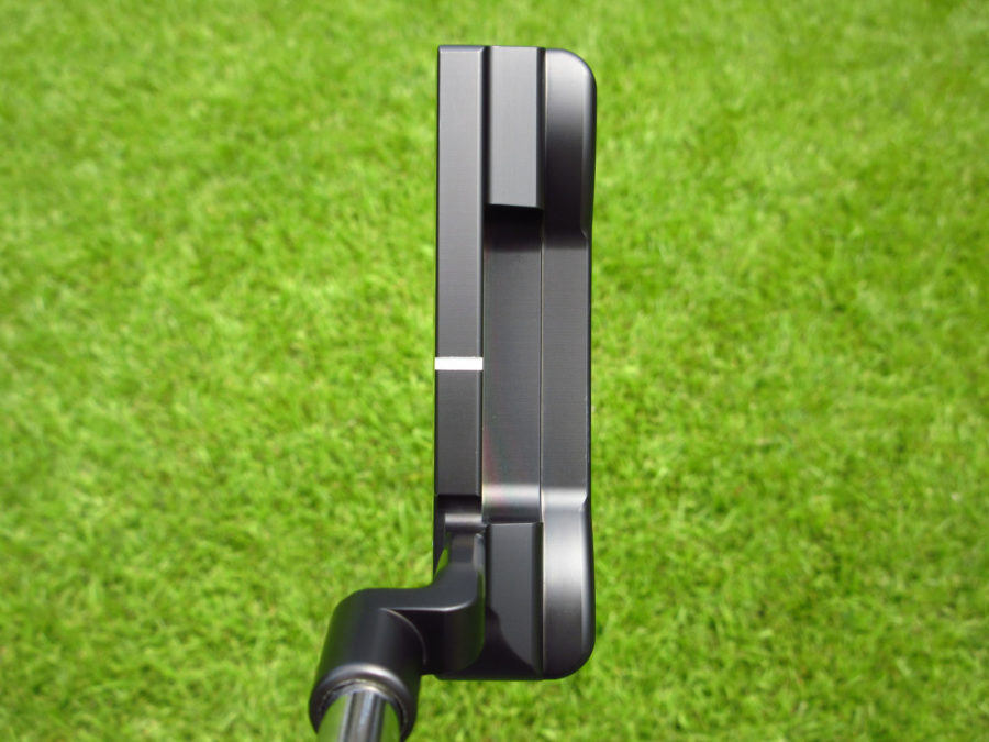 scotty cameron tour only black t22 newport teryllium circle t putter with top line golf club