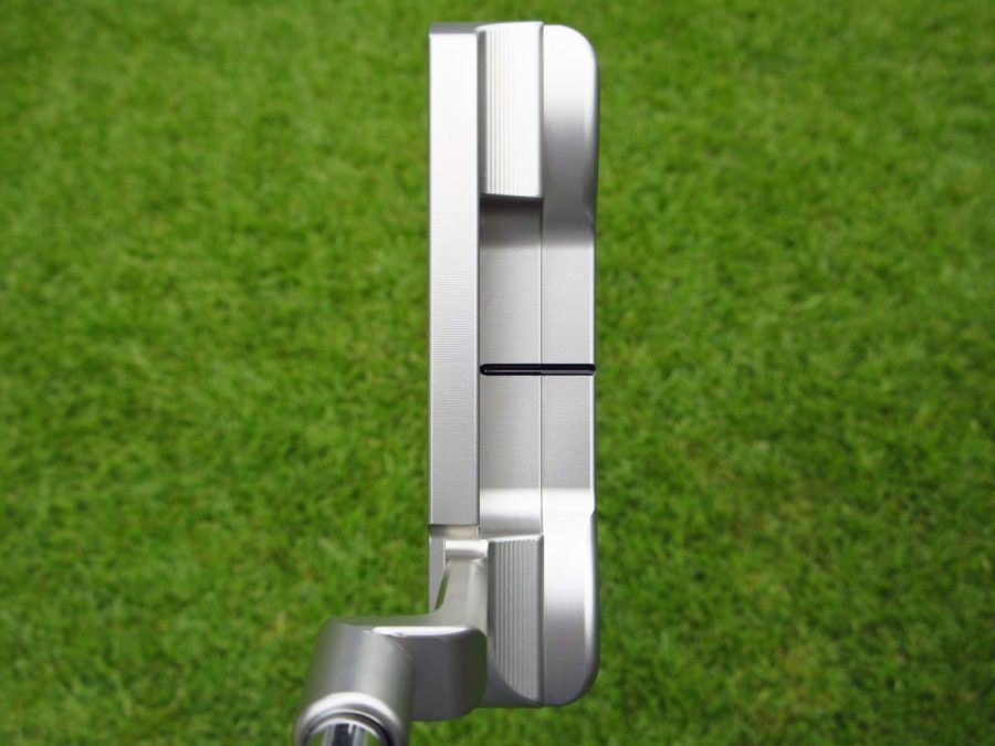 scotty cameron tour only buttonback masterful teryllium circle t putter golf club with flange line