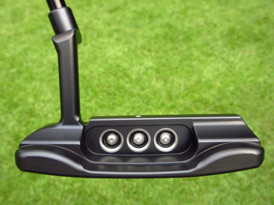 scotty cameron tour only black buttonback masterful teryllium circle t putter with sight dot and black circle t shaft golf club