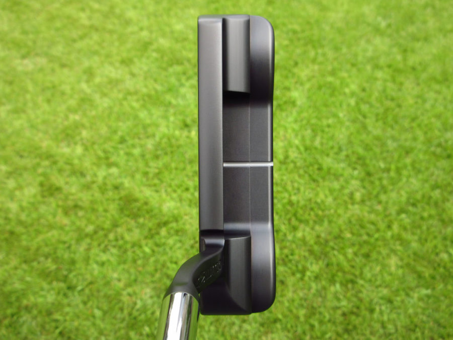 scotty cameron tour only black t10 newport 1.5 teryllium buttonback circle t putter golf club