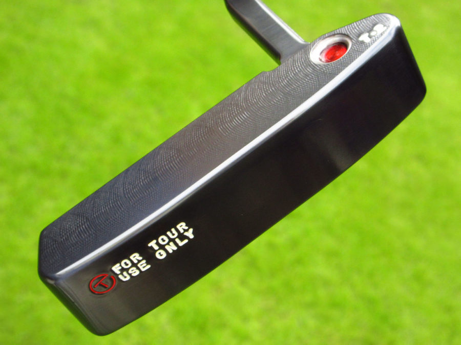 scotty cameron tour only brushed black carbon t2 timeless 2 circle t 350g putter with double milled cherry bombs golf club