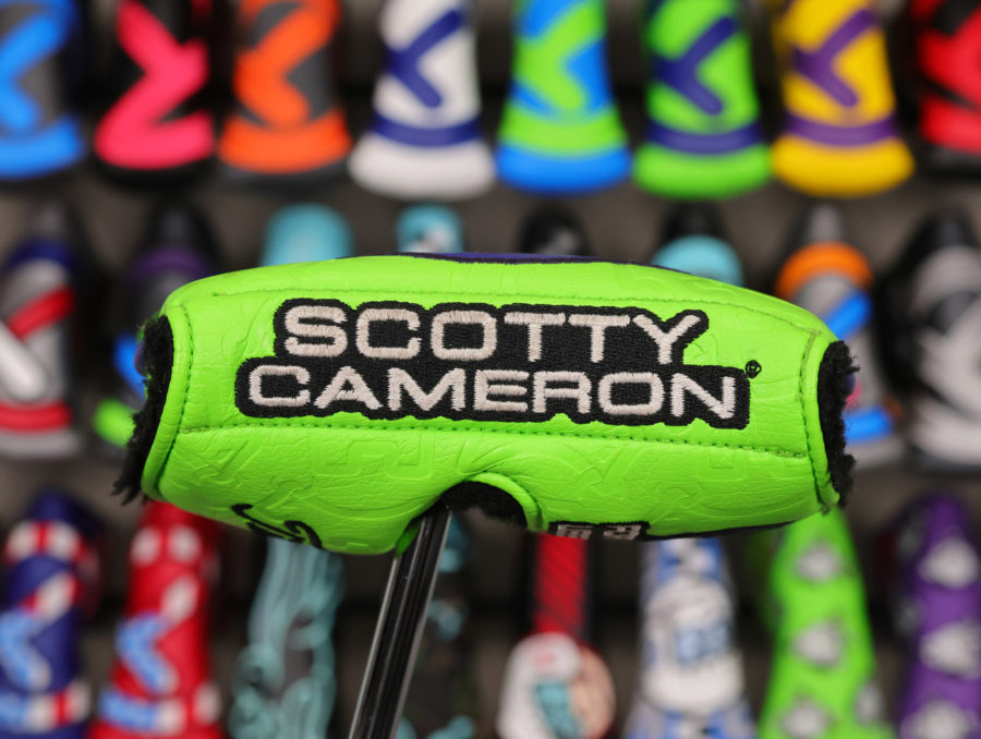 scotty cameron lime green and navy blue tour bulldog industrial circle t centershaft mid round headcover
